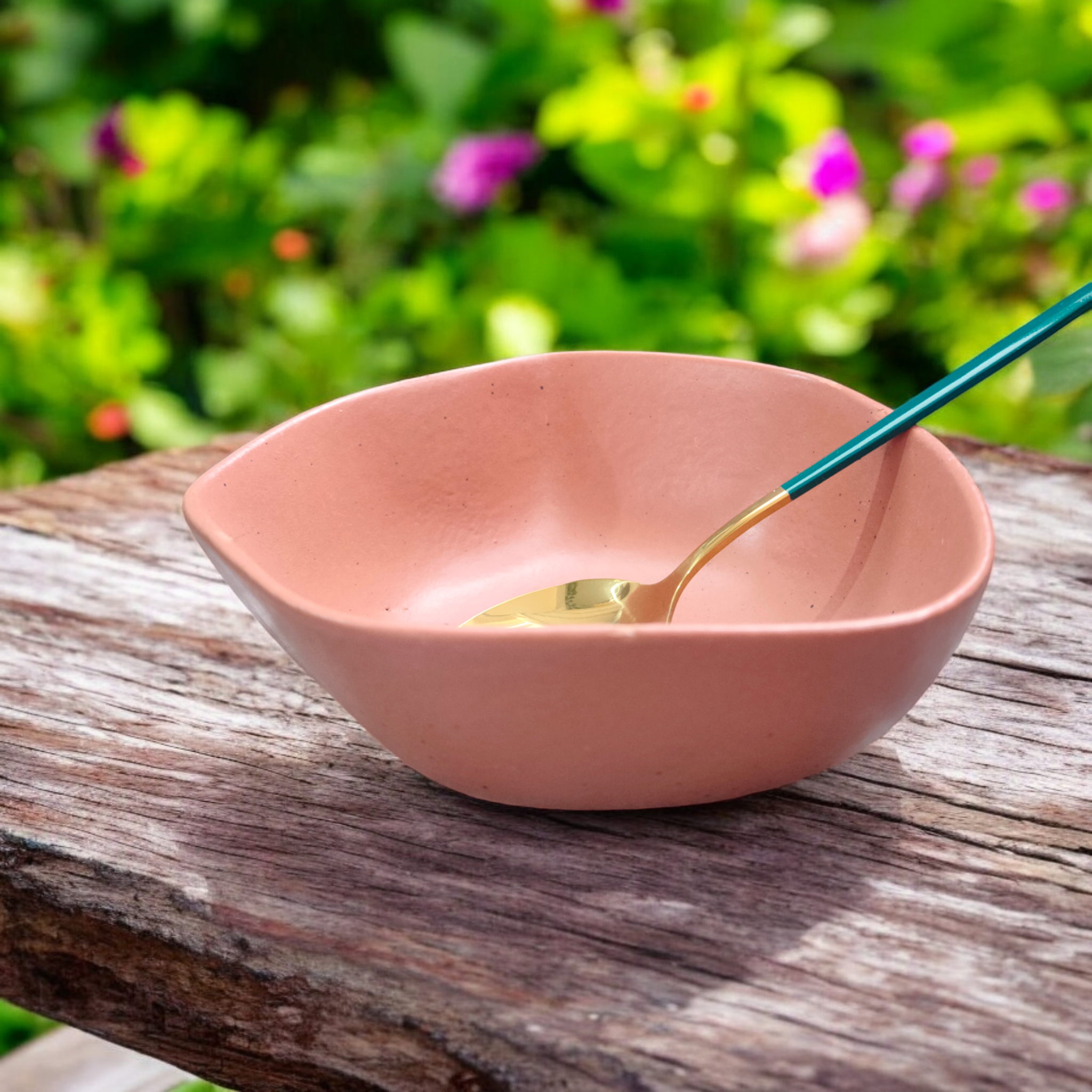 Posh Minimalist Bowl - Image 6