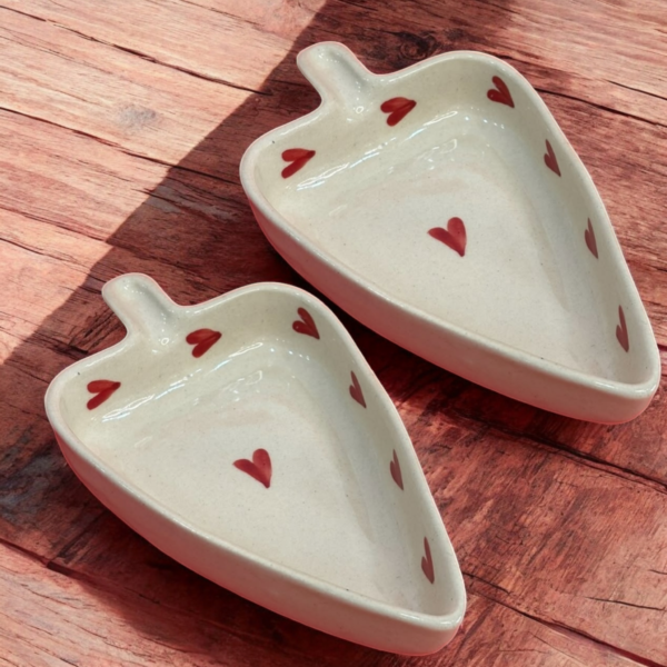 Love Hearts Leaf Bowl - Image 2